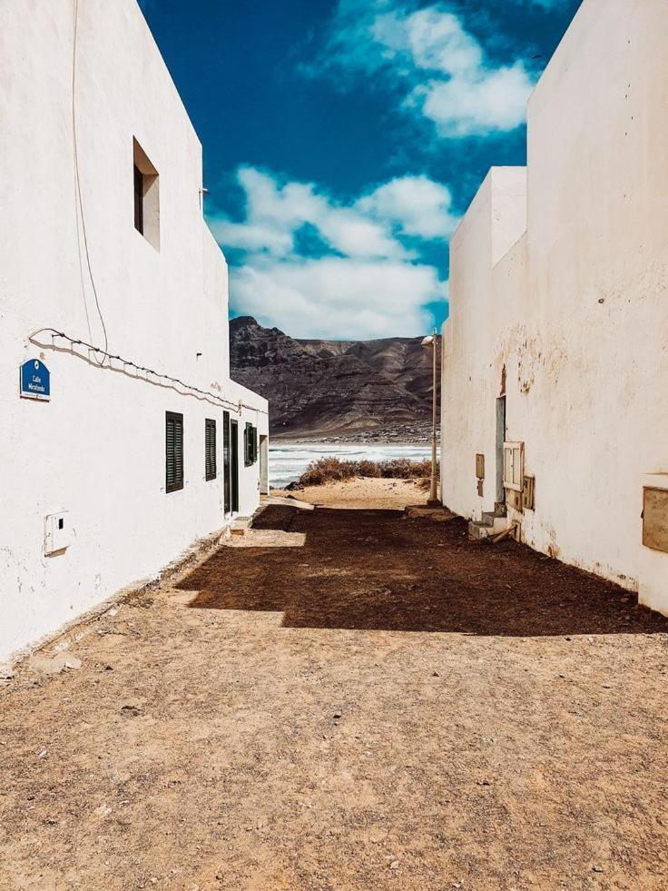 Casa Rosa Famara